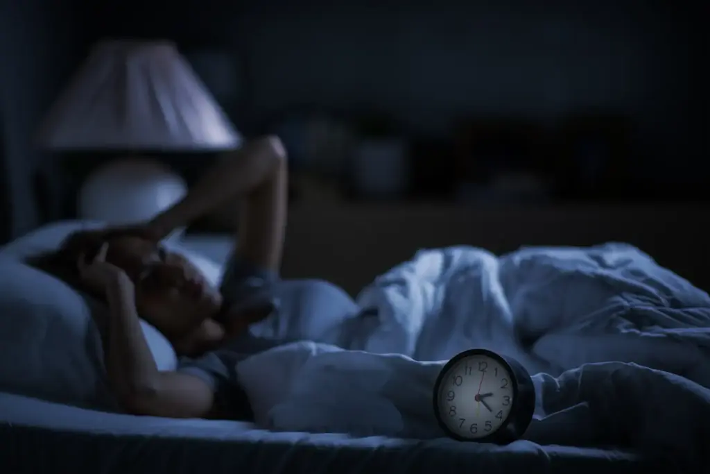 Pourquoi Vous Réveillez-Vous Systématiquement Entre 2h et 4h du Matin ?